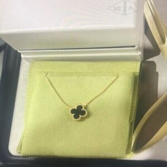 Authentic Van Cleef & Arpels Vintage Alhambra 18K Yellow Gold Necklace - Picture 1 of 8